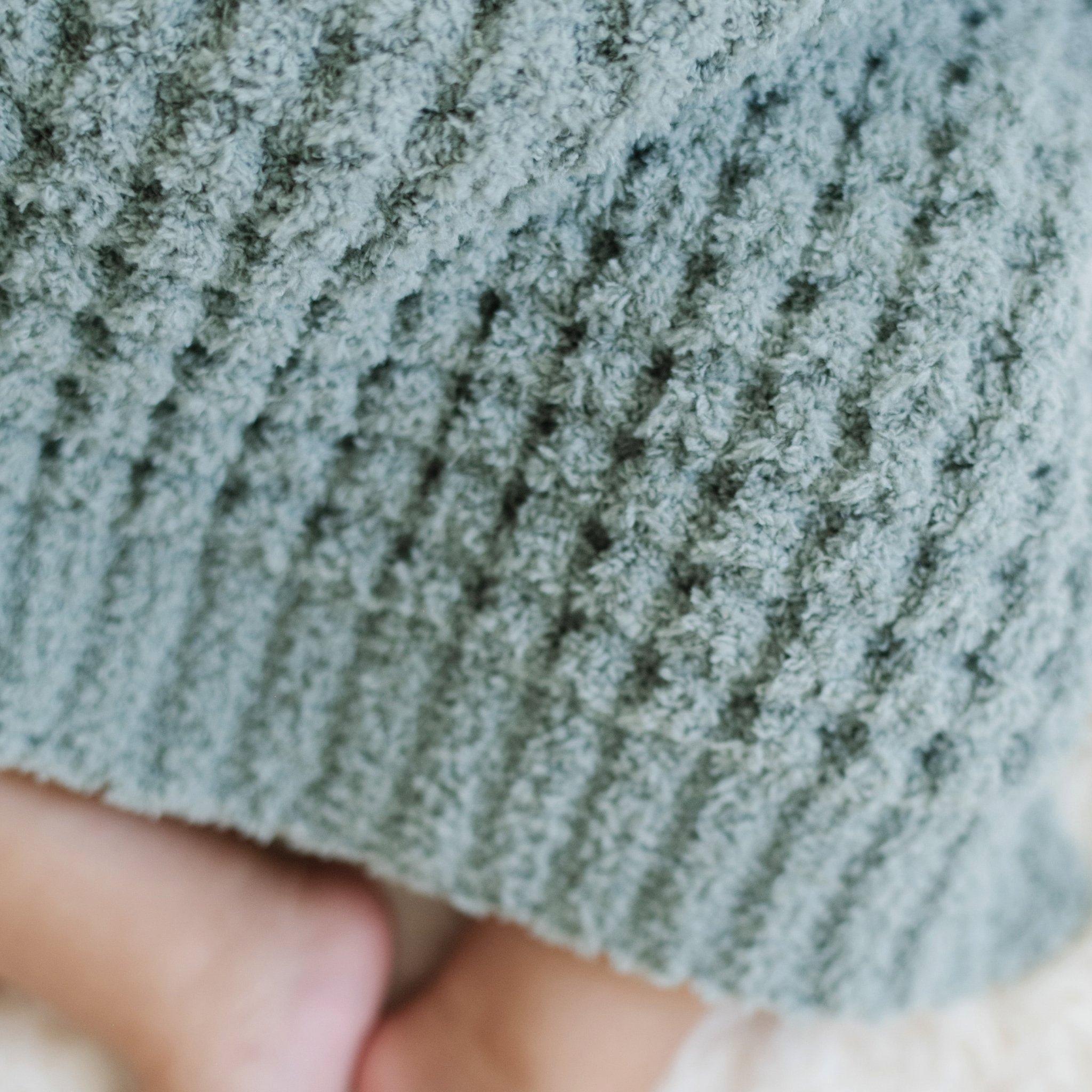 Waffle Knit Blanket in Elm image number 1