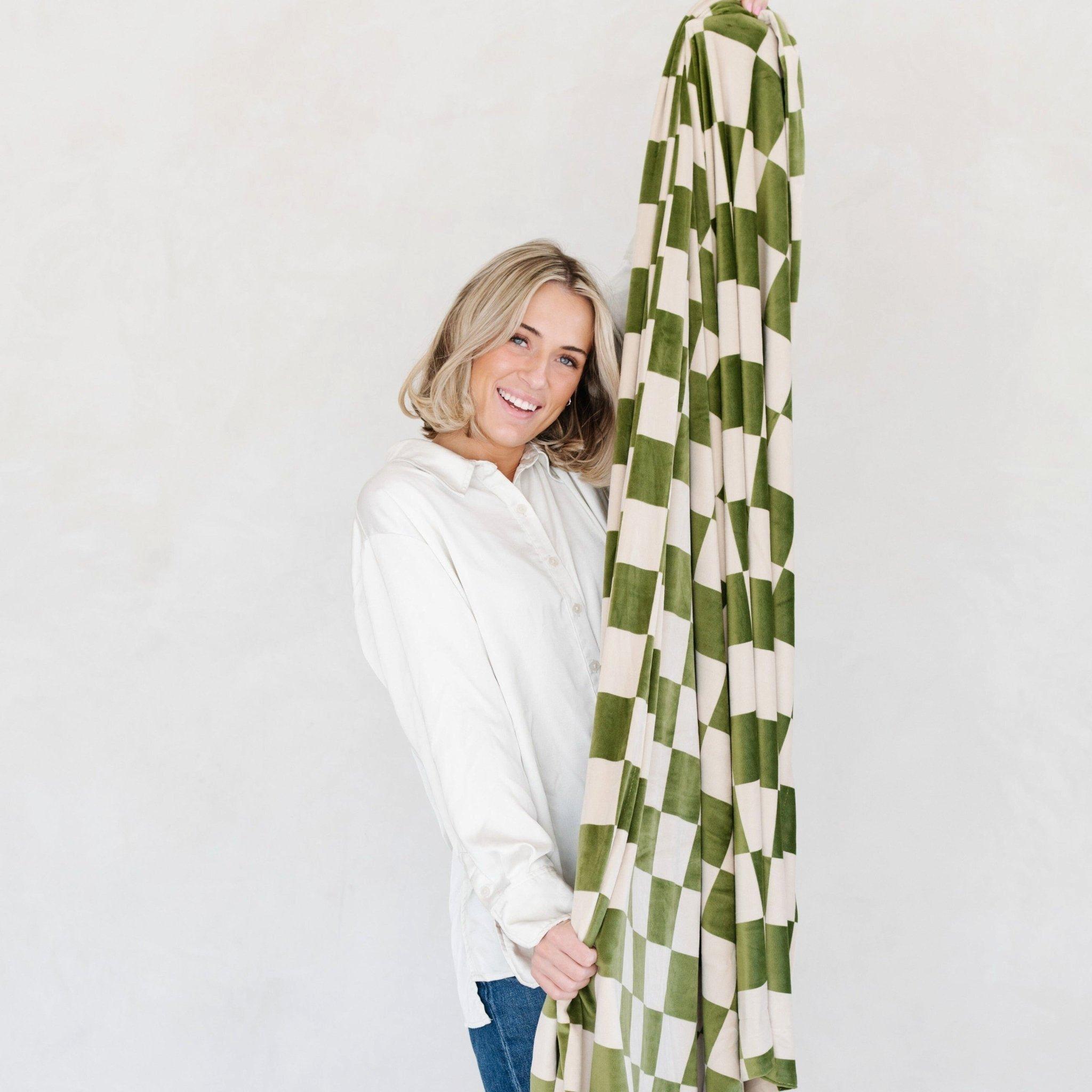 Minky Stretch Blanket in Olive Checkered image number 2