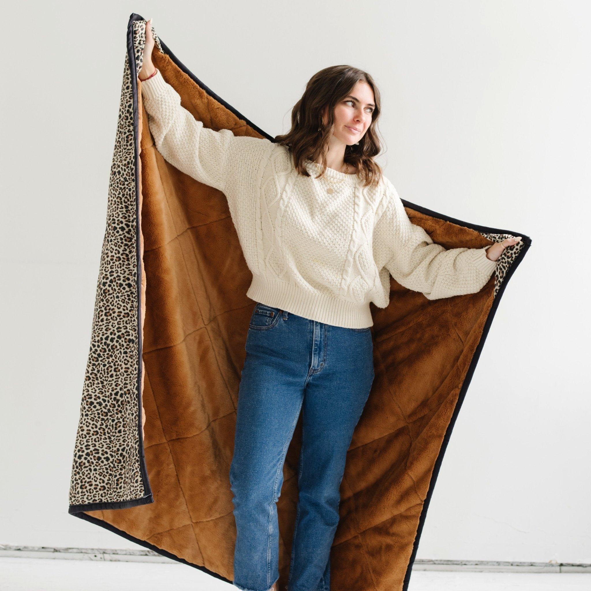 Outdoor Blanket in Leopard image number 1
