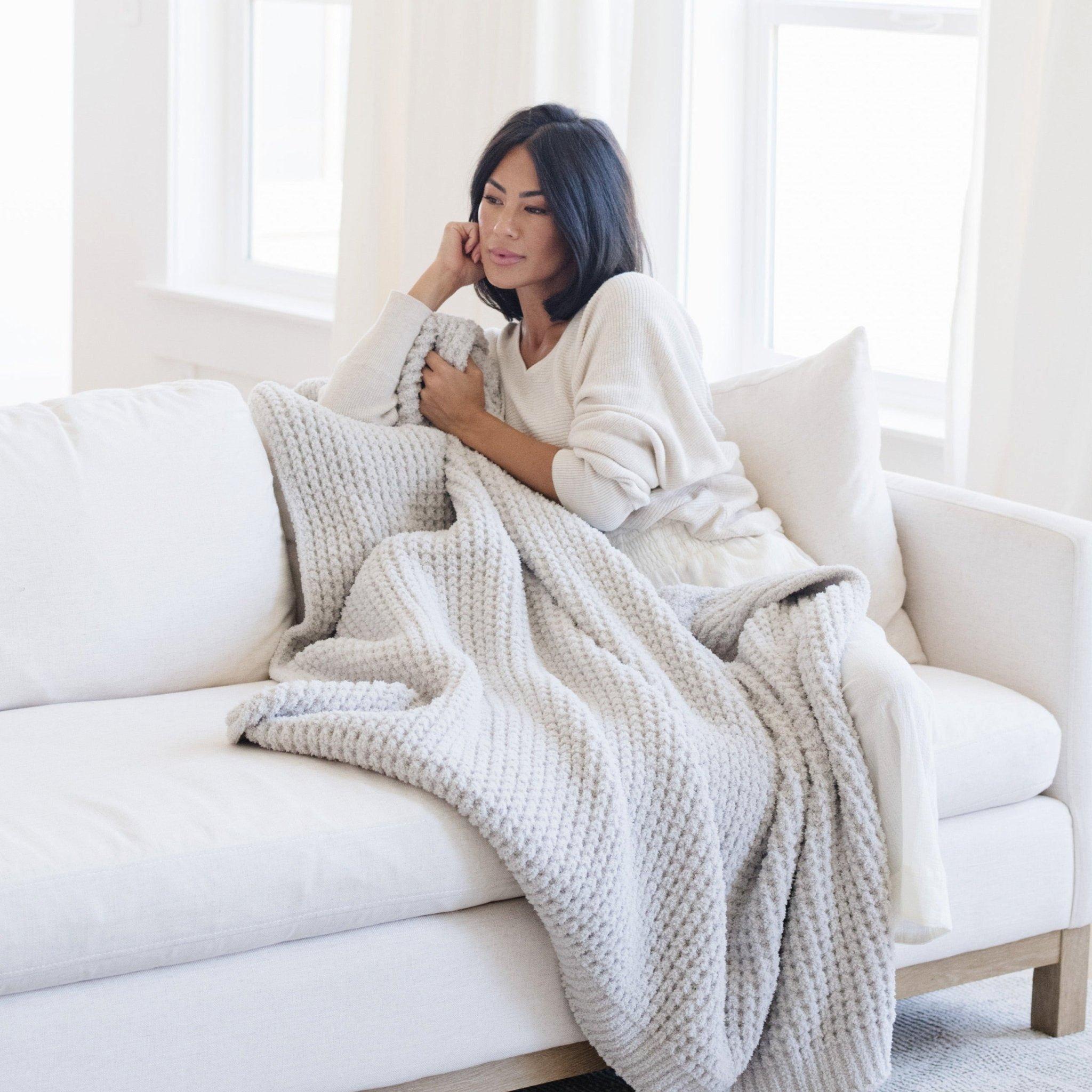 Waffle Knit Blanket in Moonbeam