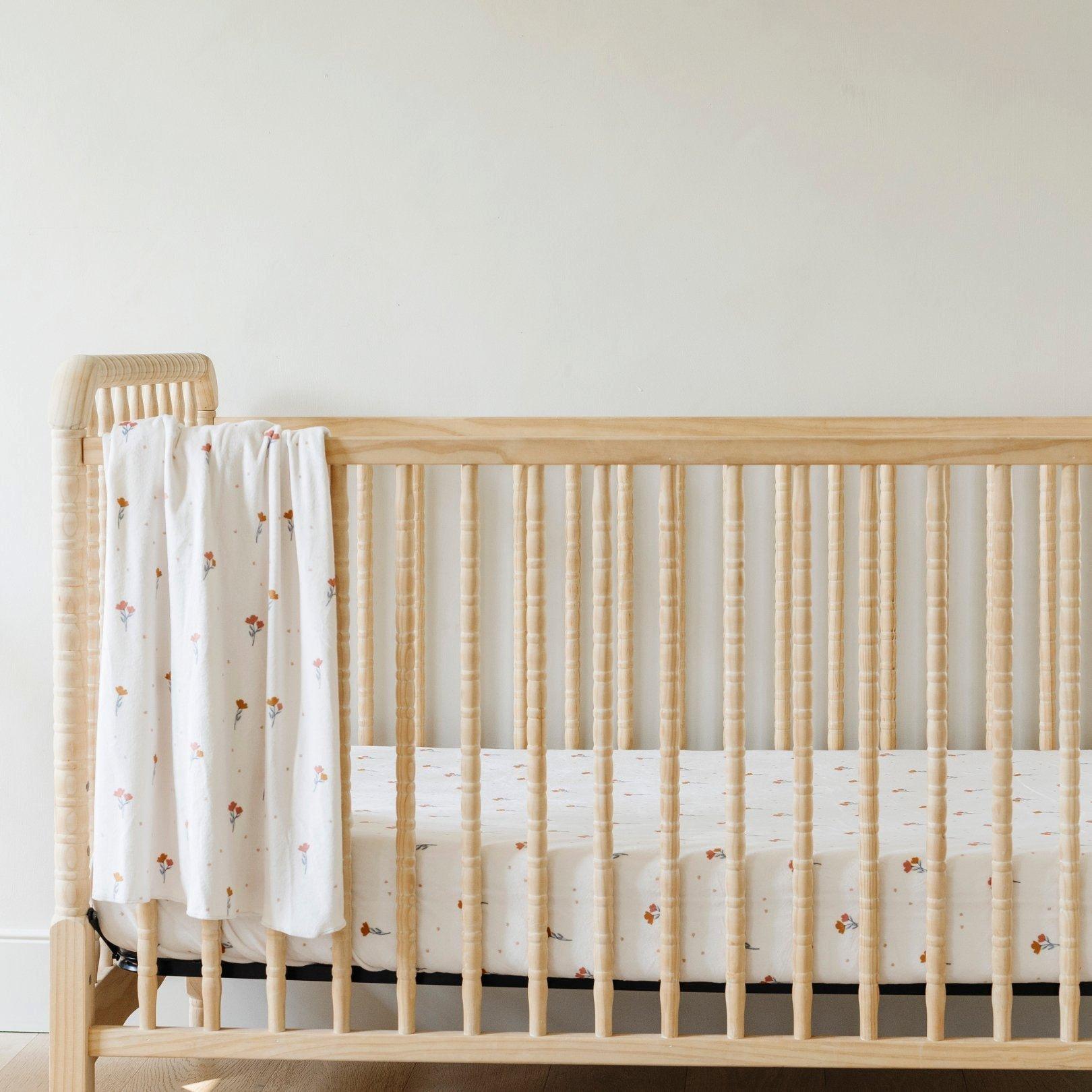 Floral Crib Sheet image number 1