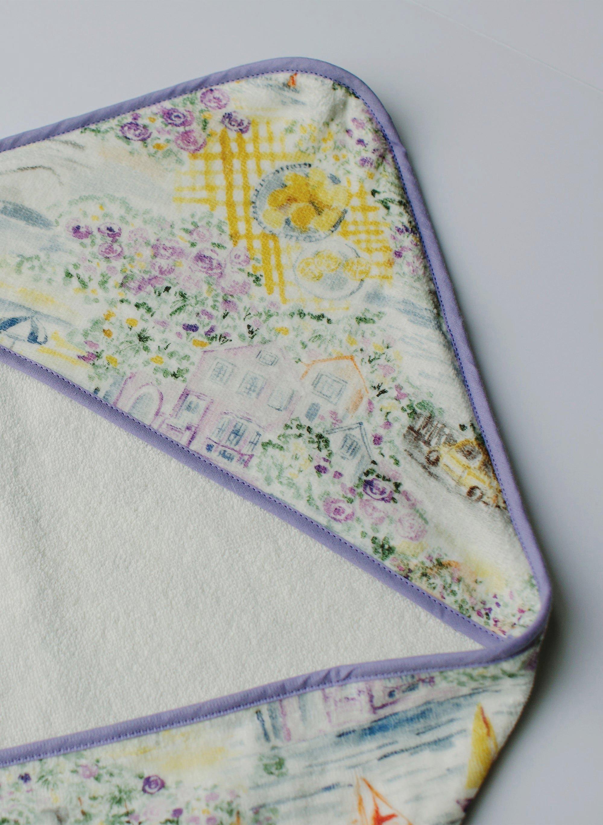 Limoncello Hooded Bath Towel image number 1