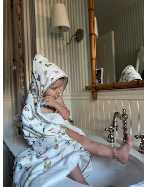 Madame Butterfly Hooded Bath Towel