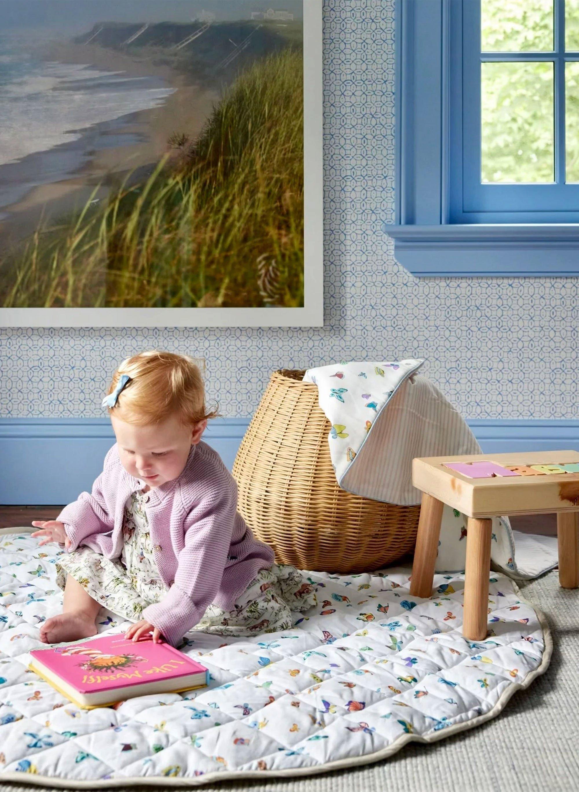 Madame Butterfly Play Mat and Tote image number 1