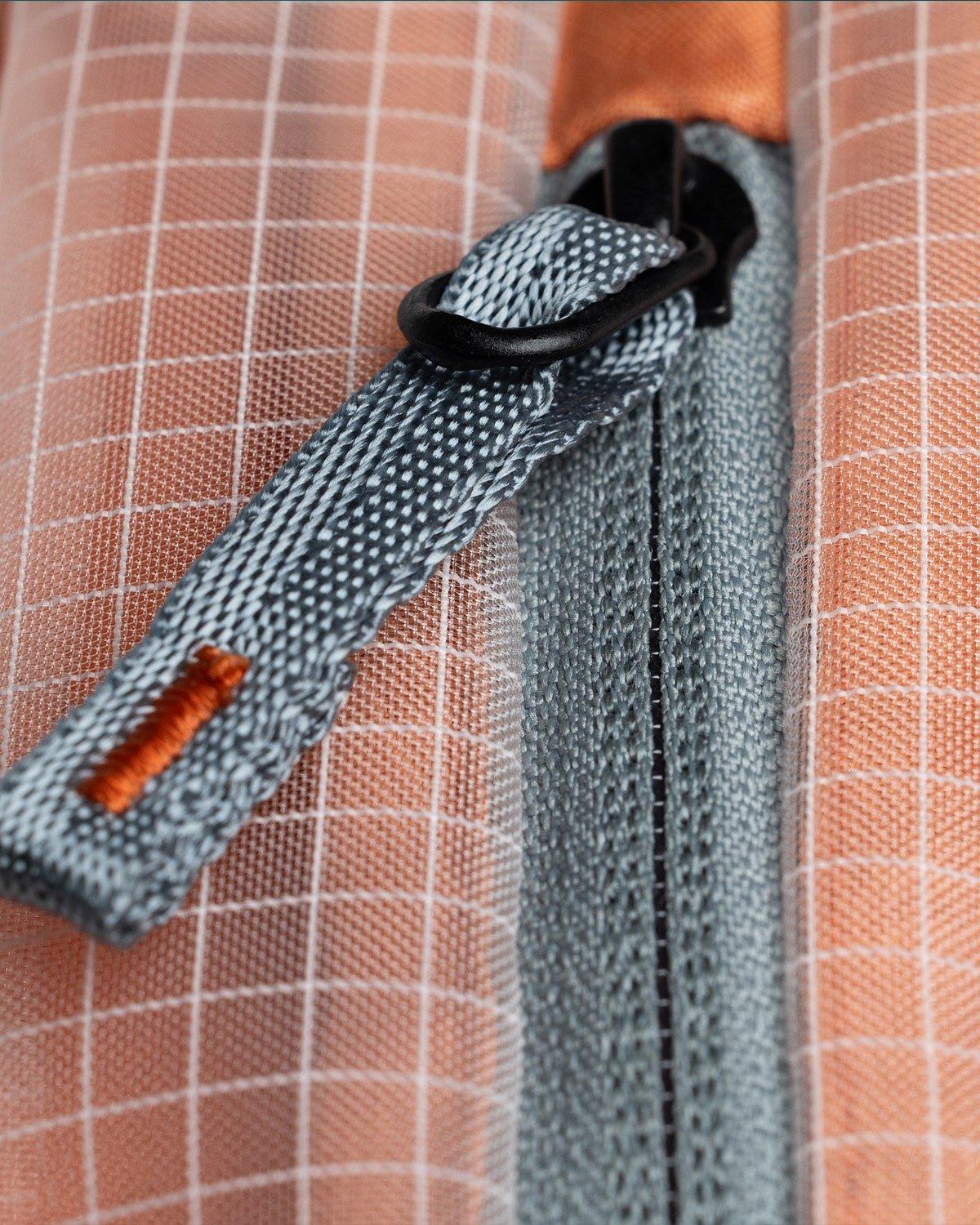 Unisex Essentials Kit image number 3