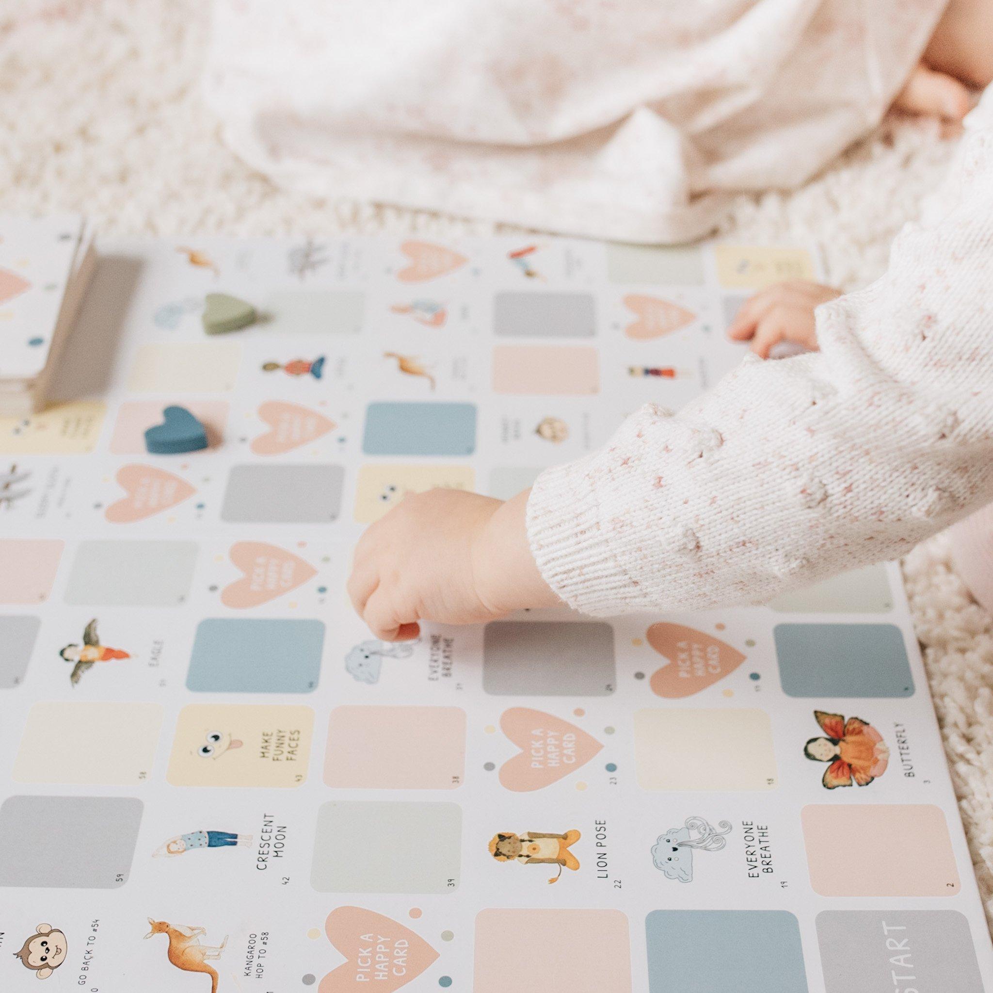 Happy Hearts Board Game image number 3