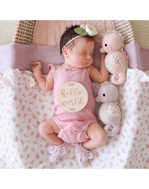 Baby seahorse (powder pink)