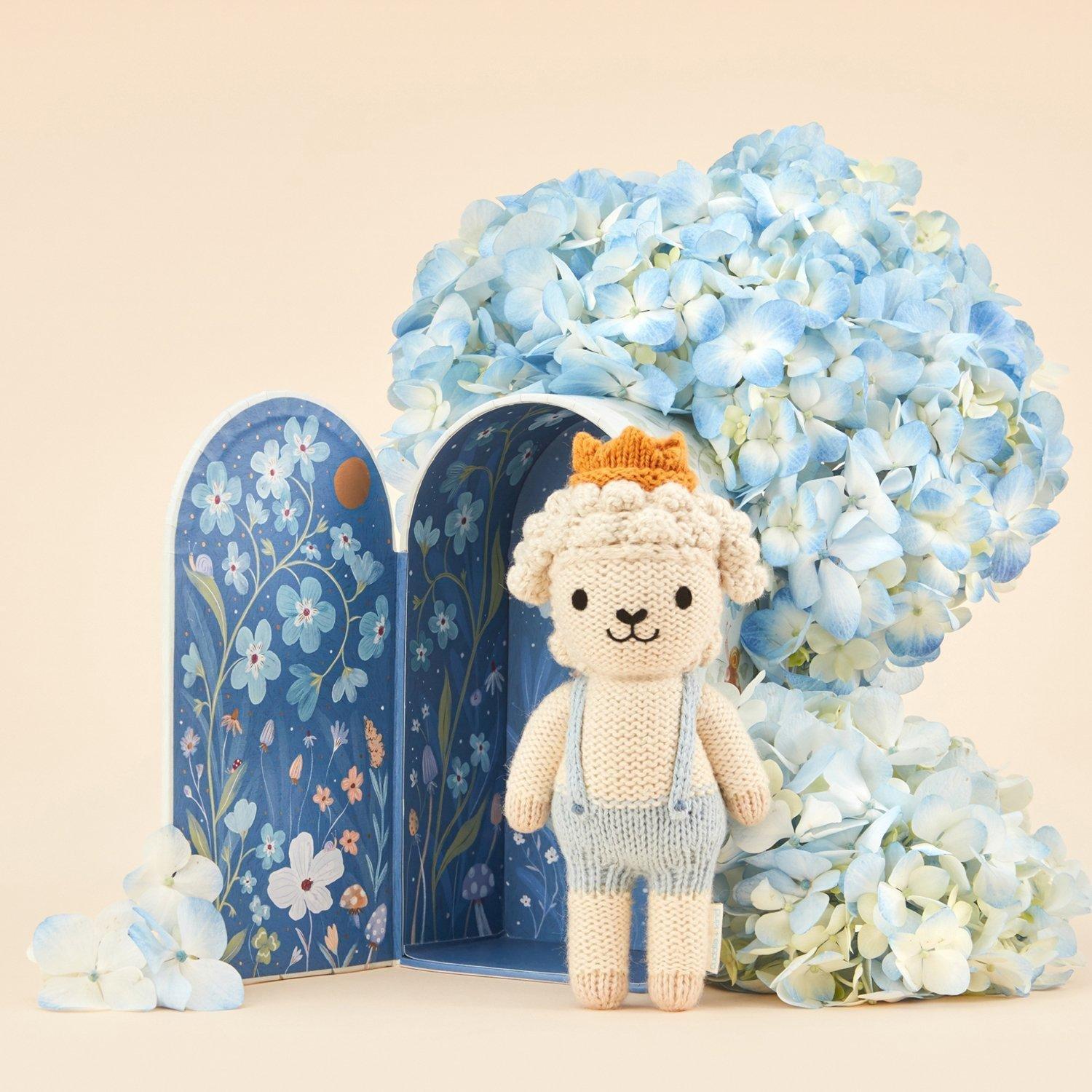 Tiny Sebastian the lamb image number 2