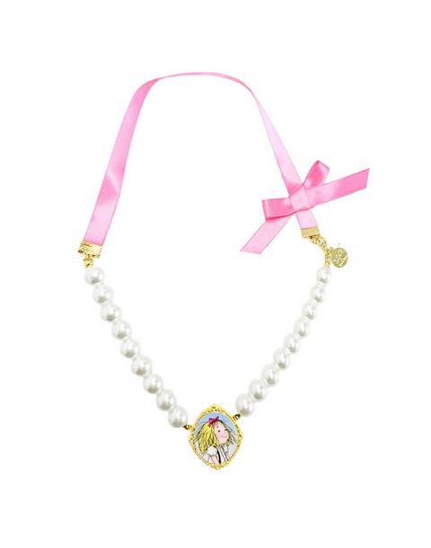 Eloise™ x Bits & Bows Bow Pearls Cameo Necklace