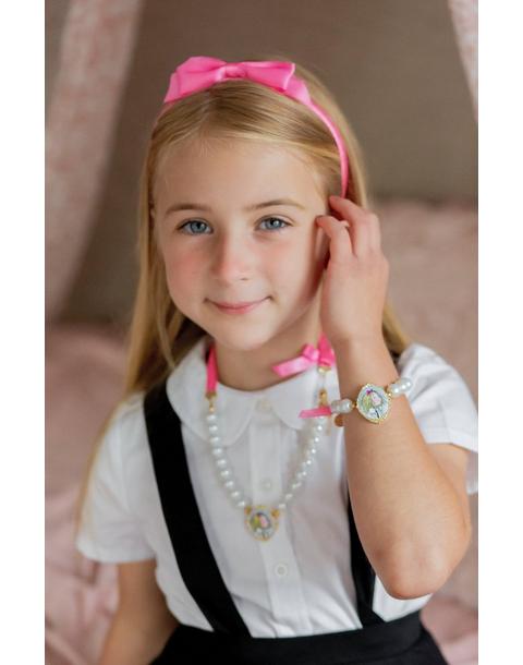 Eloise™ x Bits & Bows Bow Pearls Cameo Necklace