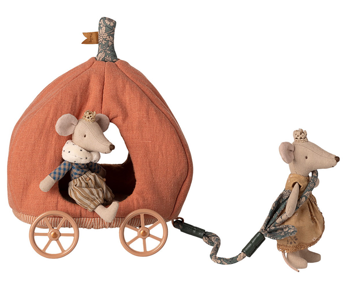 Pumpkin carriage, Mouse image number 1