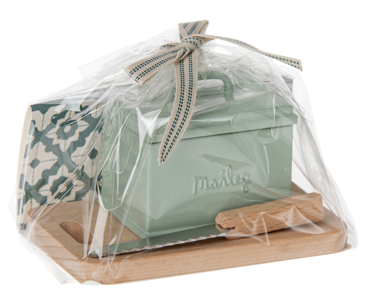 Bread Box w/ Utensils, Miniature image number 3