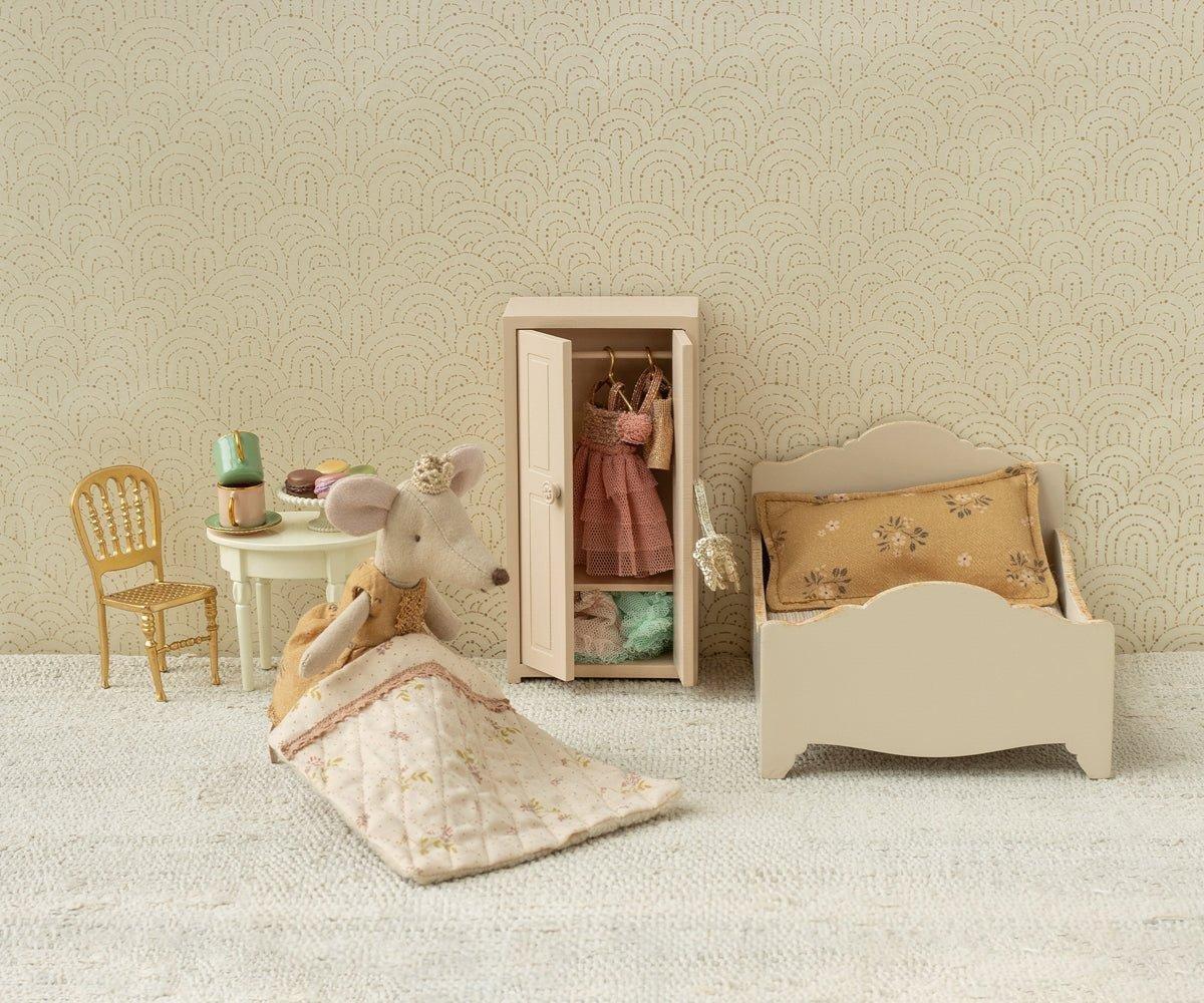 Princess mouse, Big sister image number 1