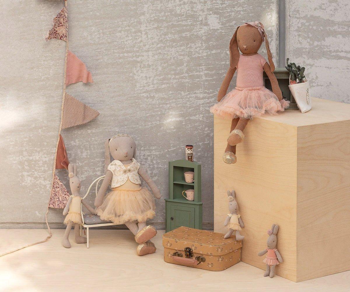 Bunny size 3, Classic - Ballet suit and skirt cream image number 1