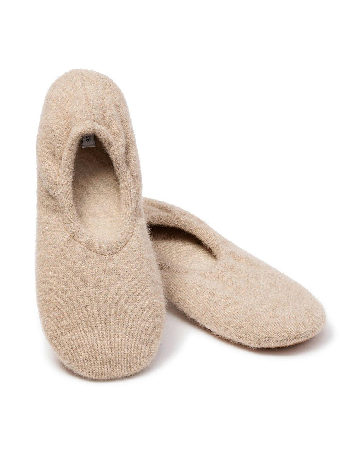 Women's Cashmere Slippers in Camel