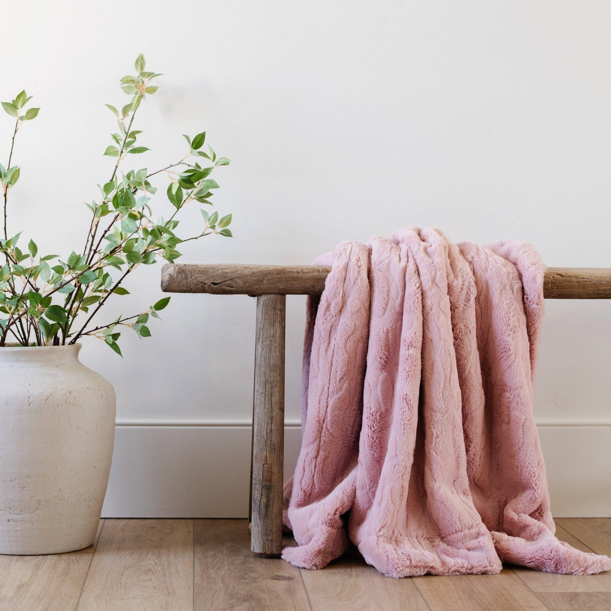 Patterned Faux Fur Throw Blanket in Ballet Slipper