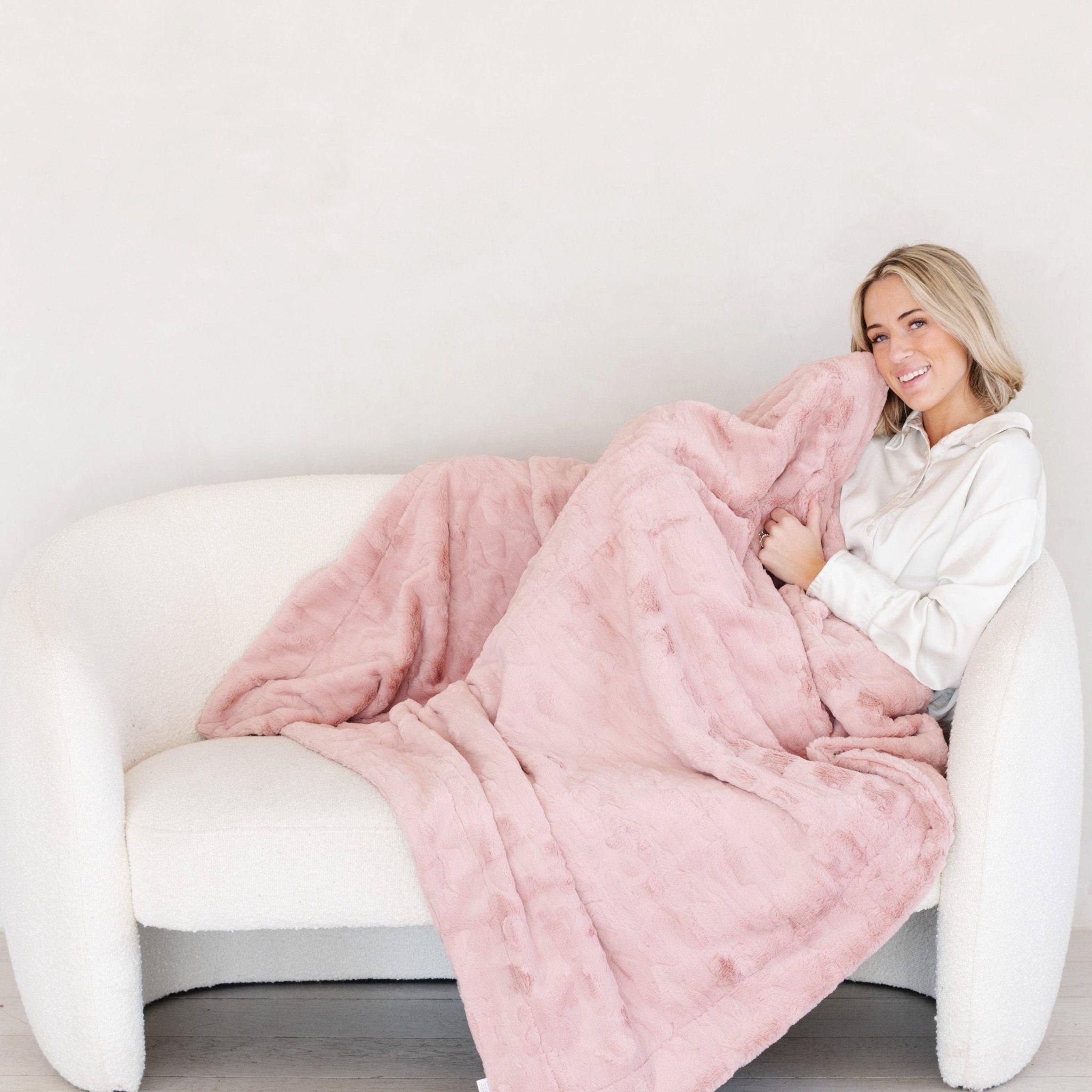 Patterned Faux Fur Throw Blanket in Ballet Slipper image number 2