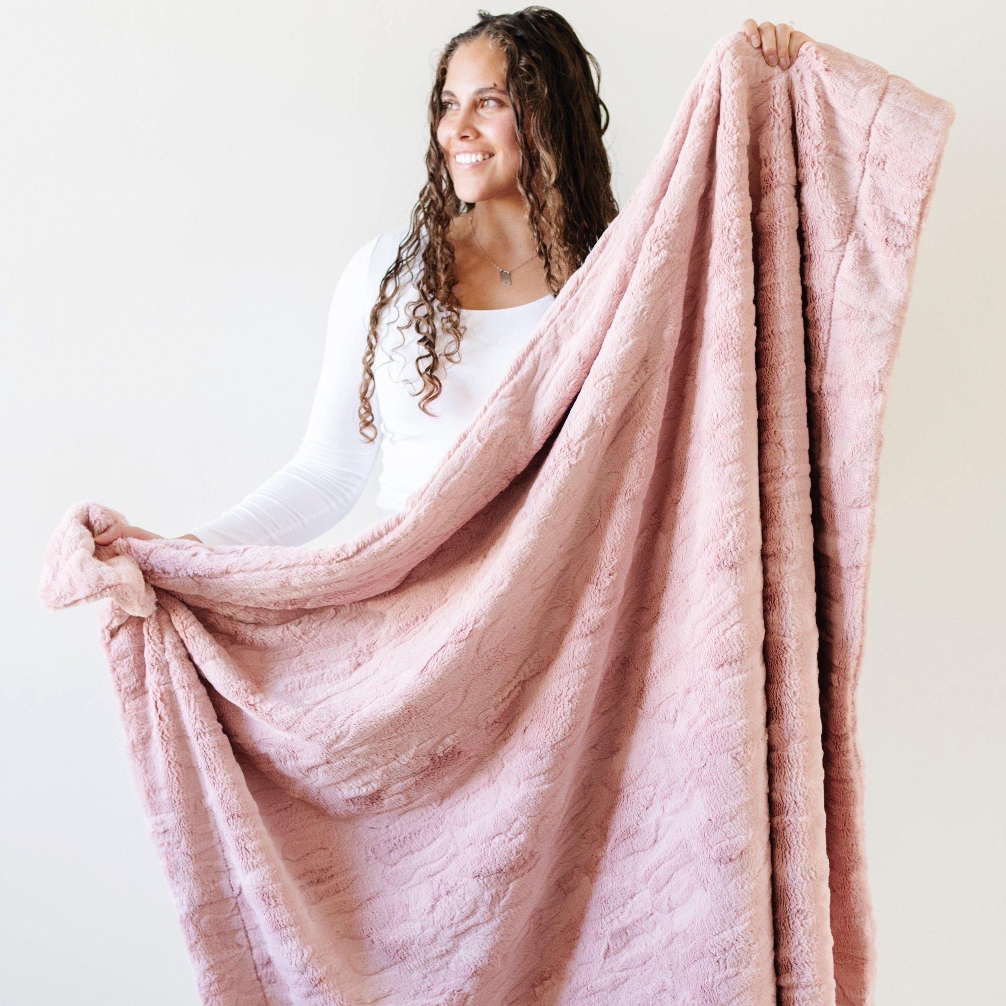 Patterned Faux Fur Throw Blanket in Ballet Slipper image number 1
