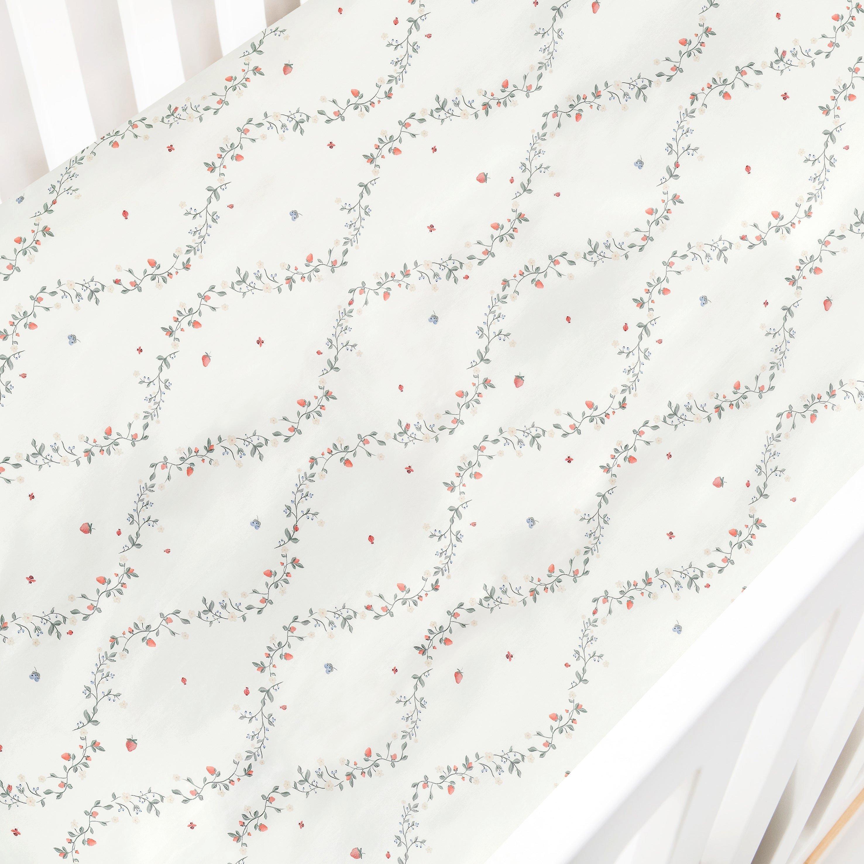 Botanical Berries Crib Sheet - Ivory