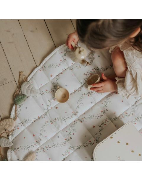 Botanical Berries Playmat - Ivory