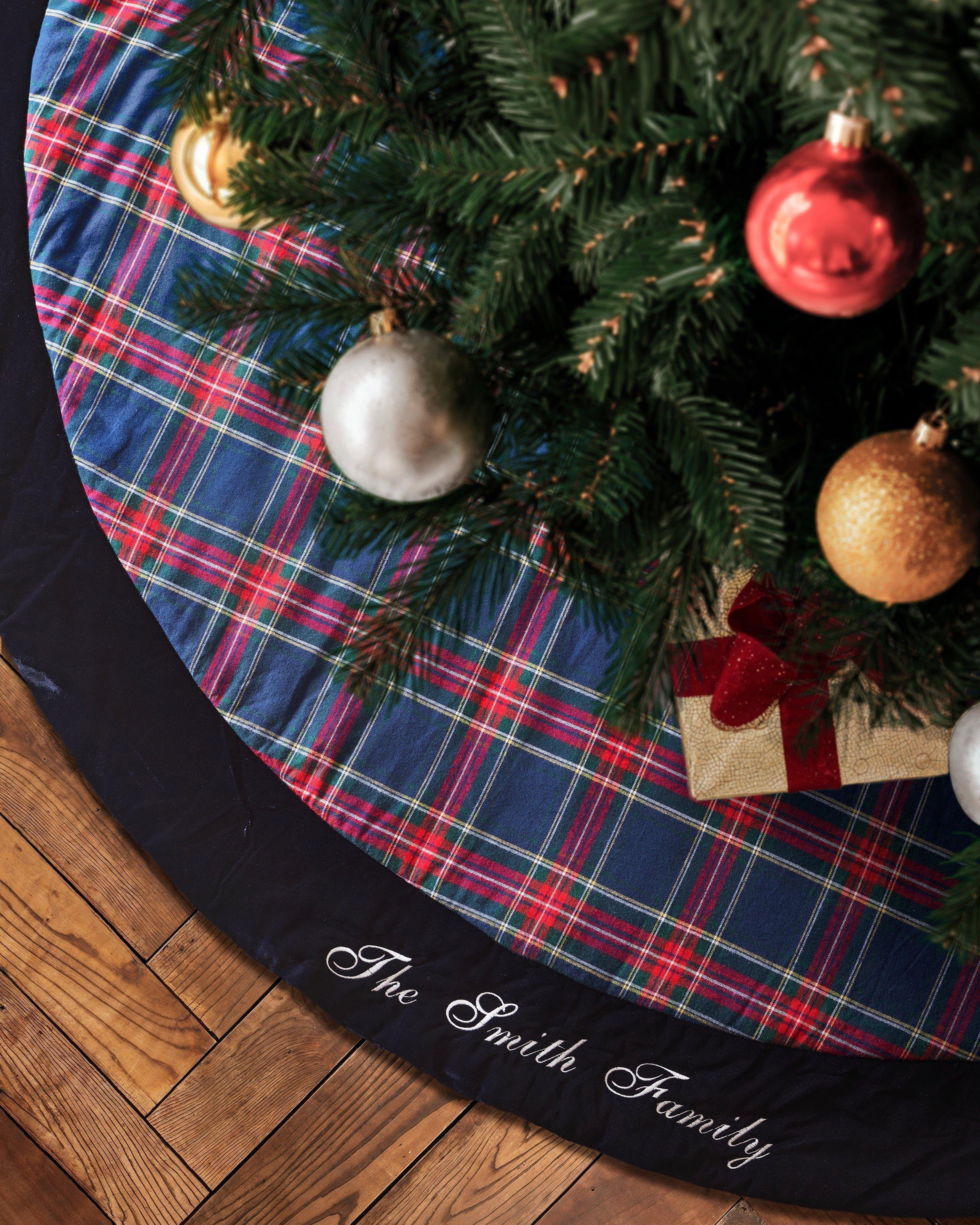 Christmas Tree Skirt in Windsor Tartan image number 1