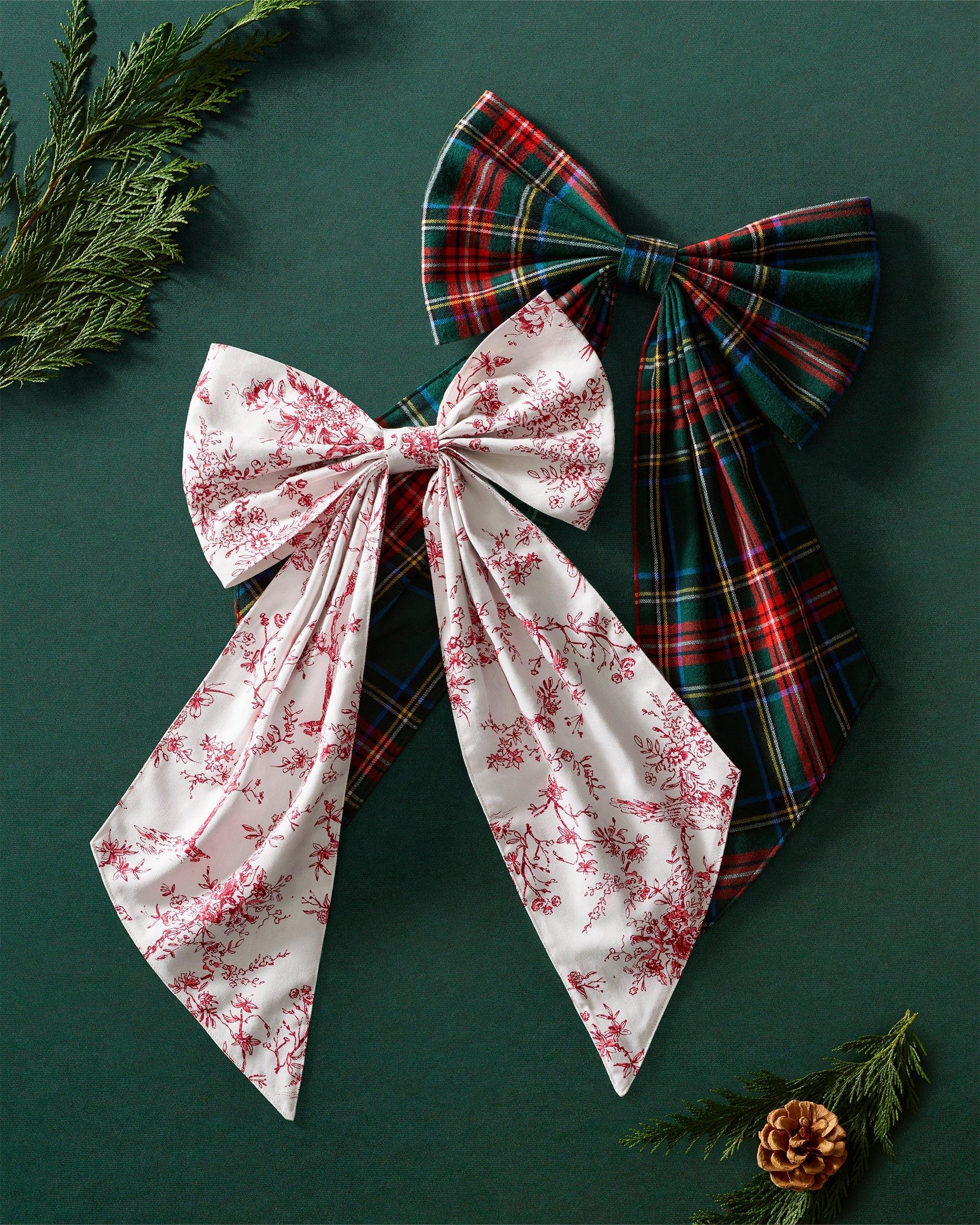 Wreath Bow in Red Timeless Toile image number 2