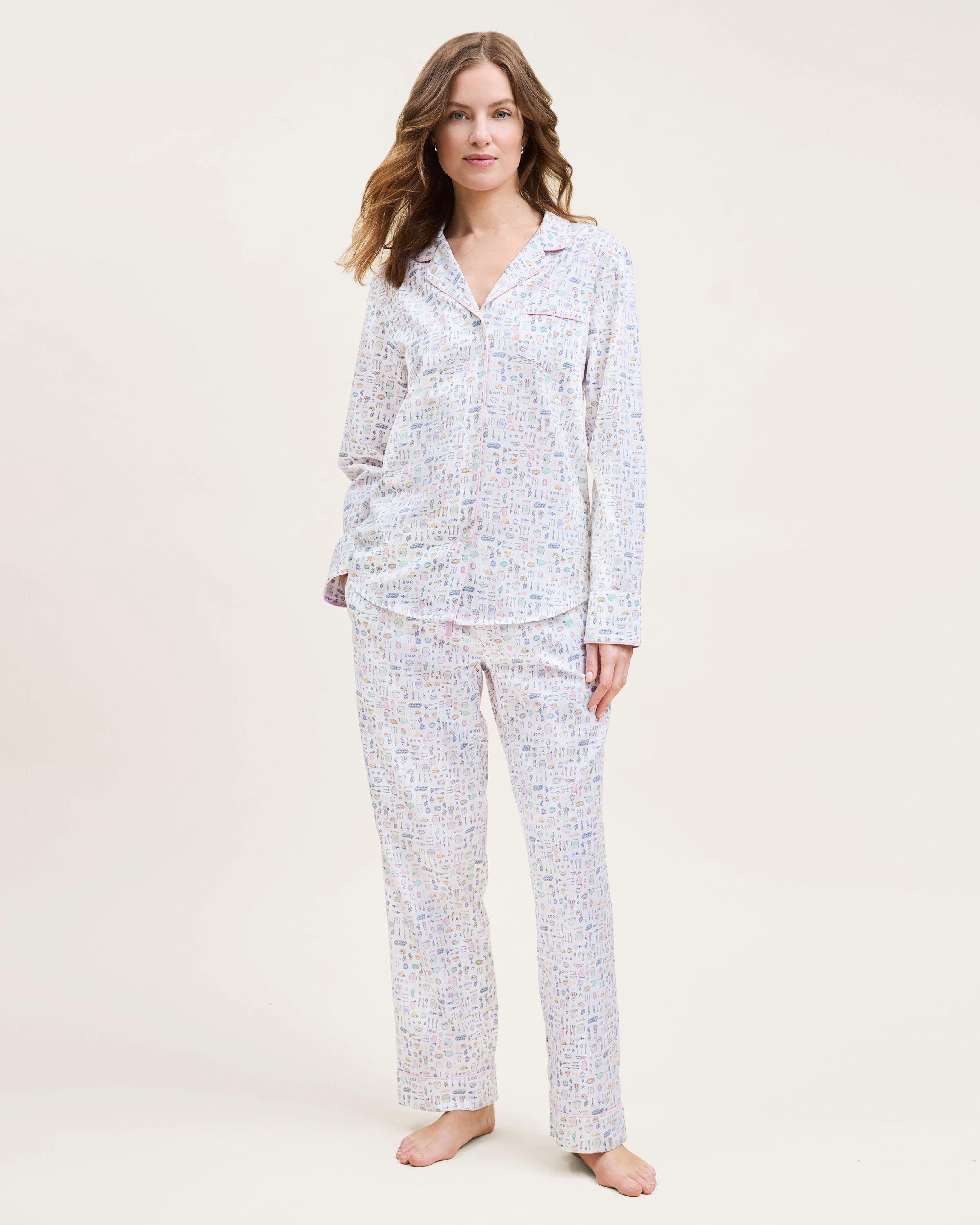 Women's Twill Pajama Set in Baking Spirits Bright image number 1