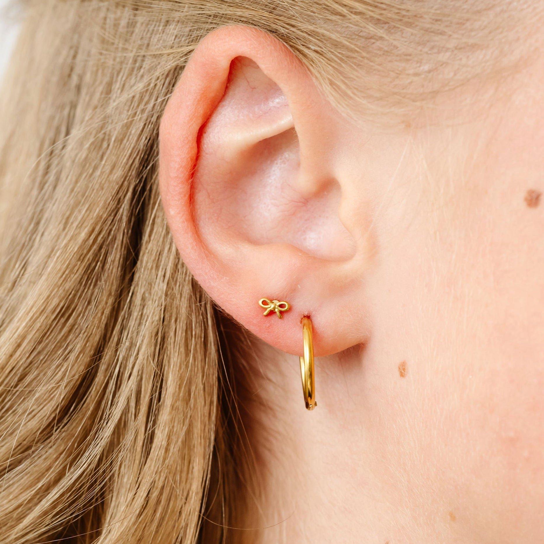 Mini Bow Stud Earrings image number 1