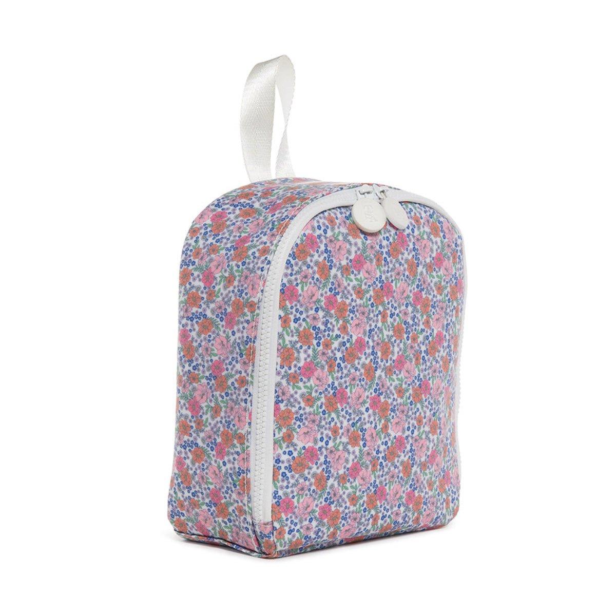Garden Floral Bring It Lunch Bag image number 1