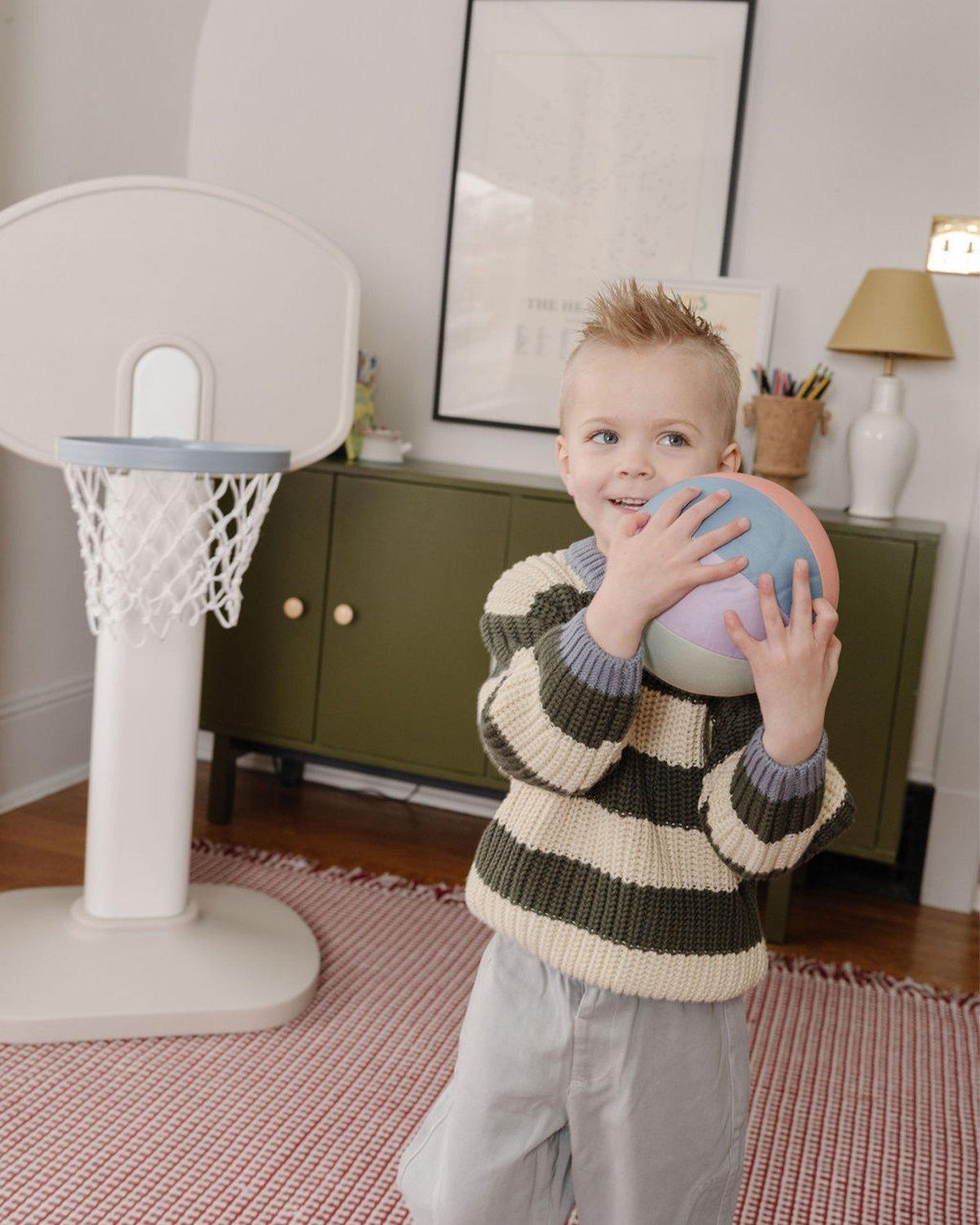 Basketball Hoop (Traditional Blue Colorblock) image number 2