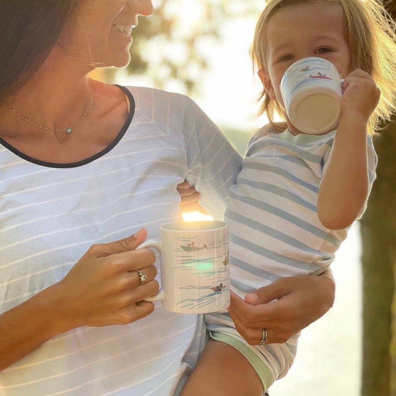 Water Skiers Sippy Cup image number 3