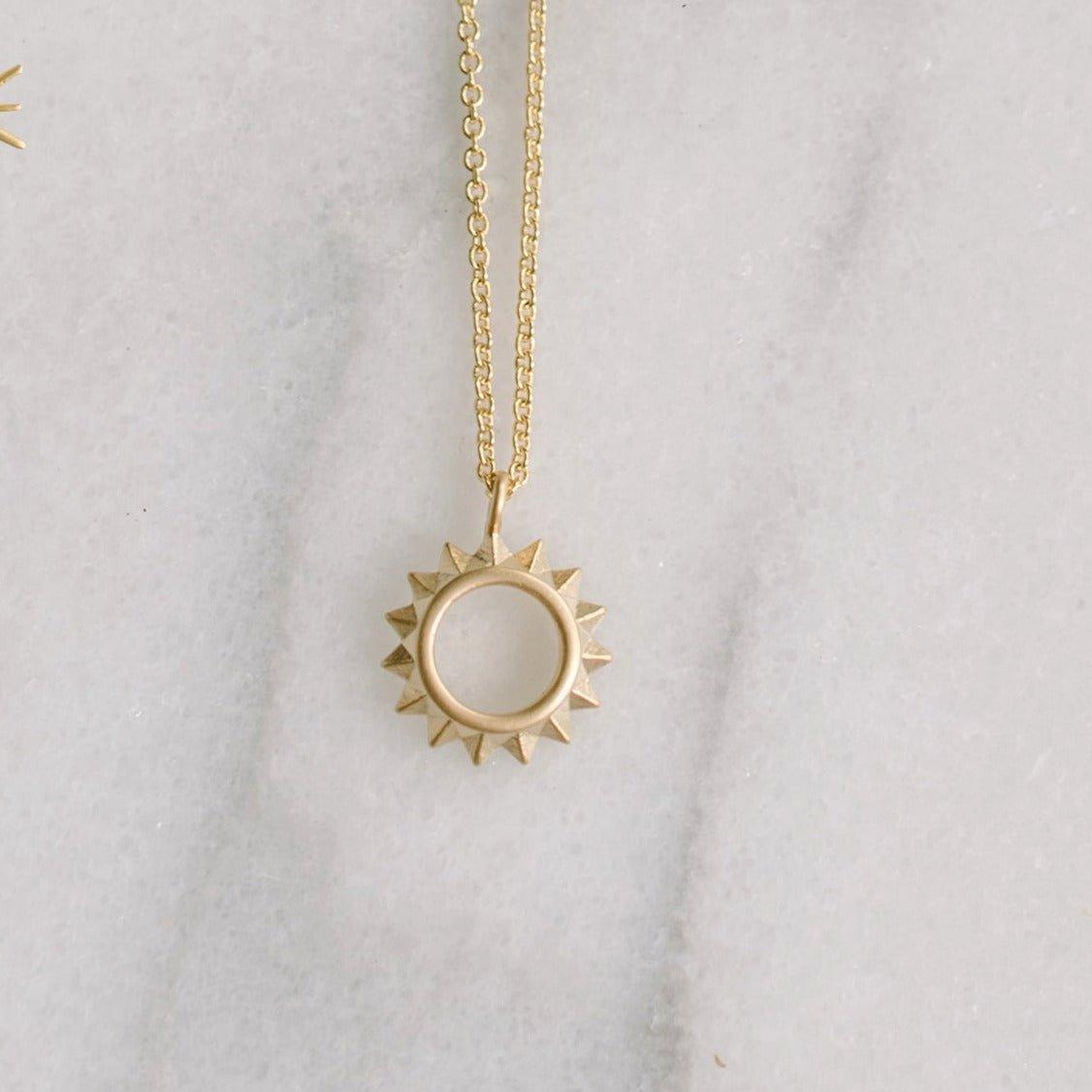 Single Sunshine 18&rdquo;