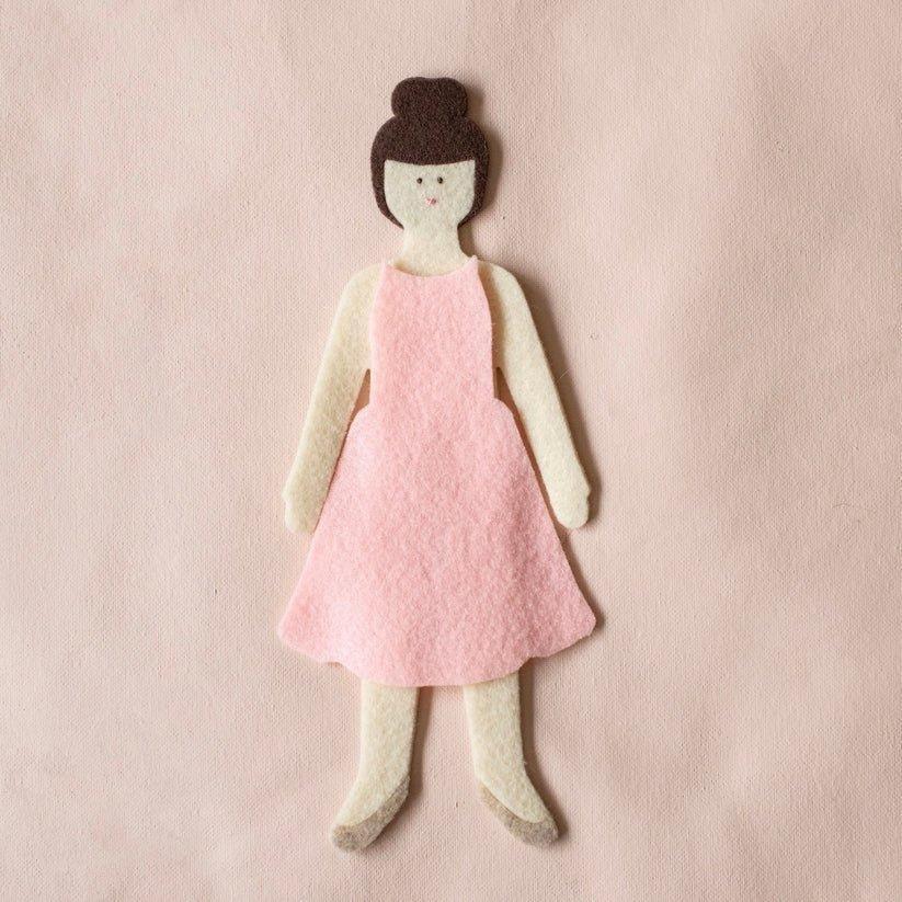 Hazelnut Felt Doll image number 3