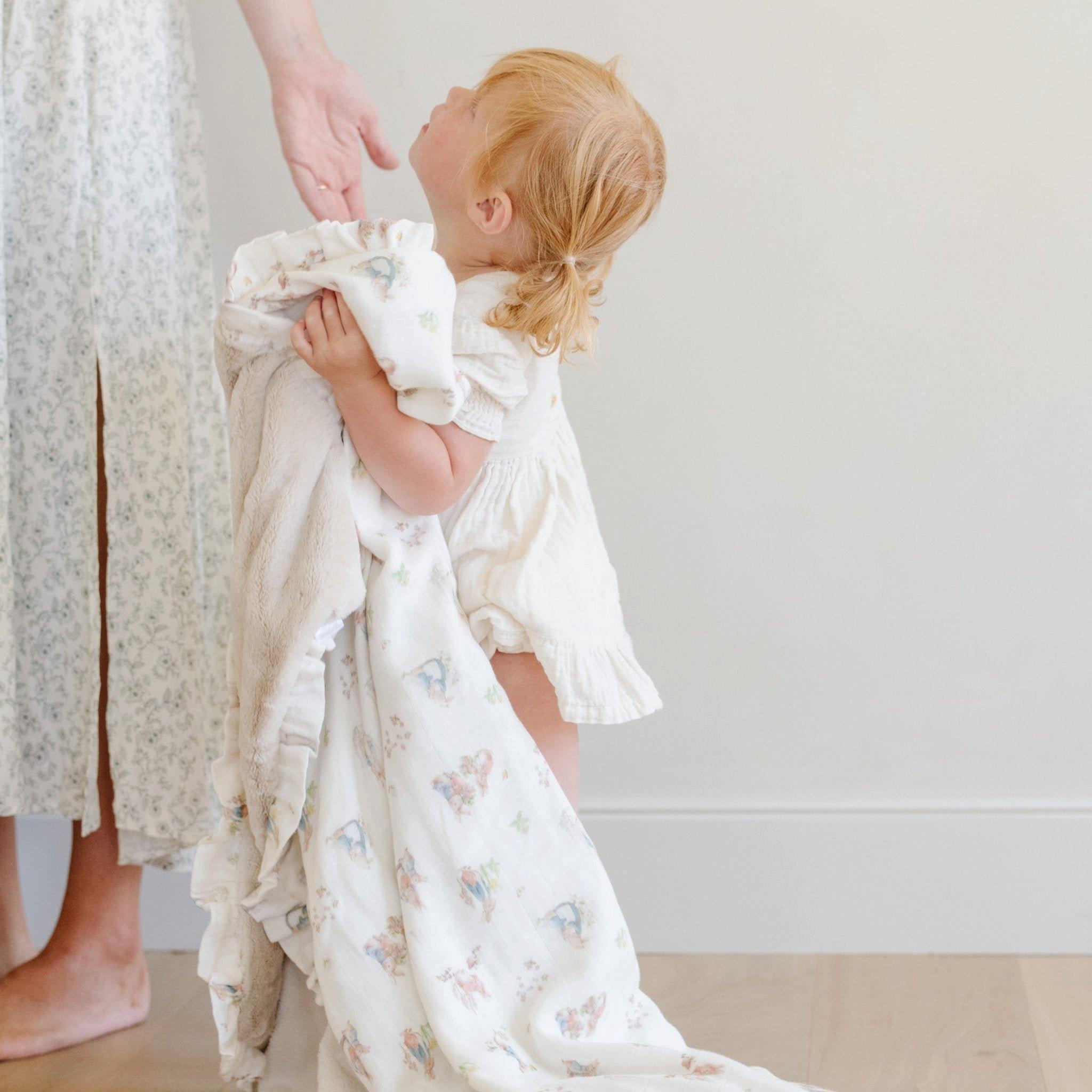 Peter Rabbit Muslin/Lush Blanket - Pink image number 1