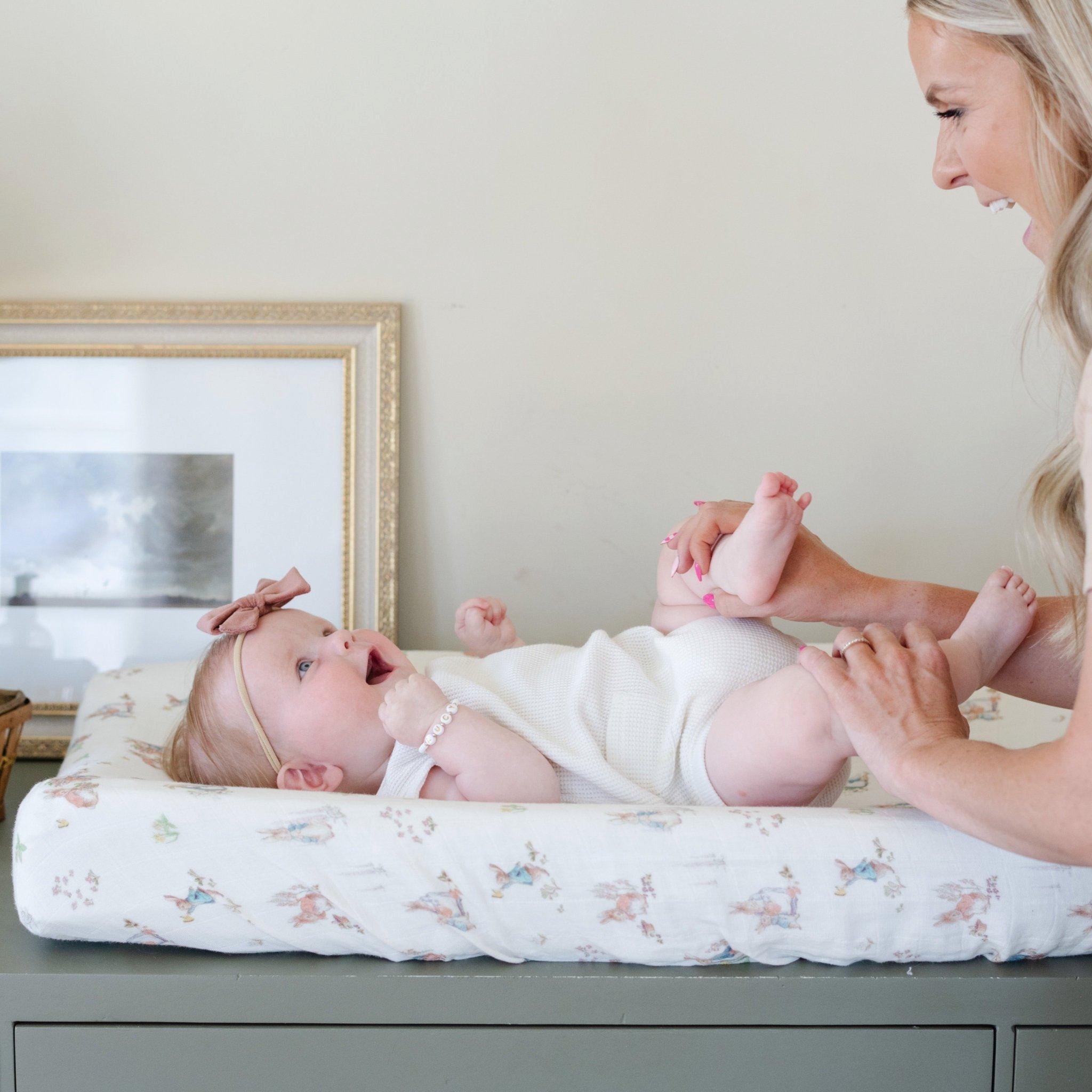 Peter Rabbit Changing Cover - Pink image number 1