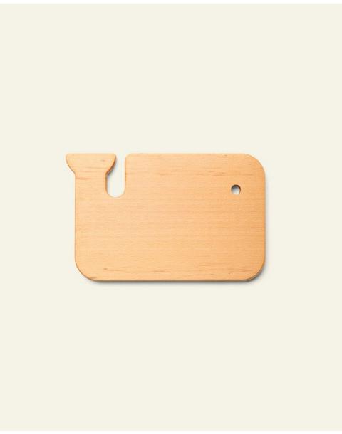Cutting Board in Whale