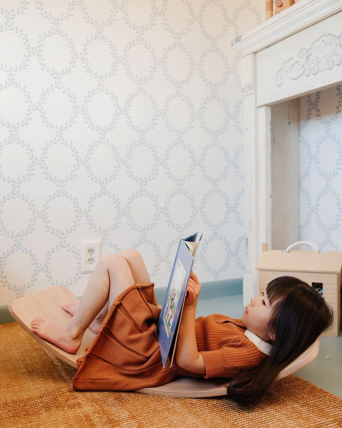 Surfer | Balance Board image number 3