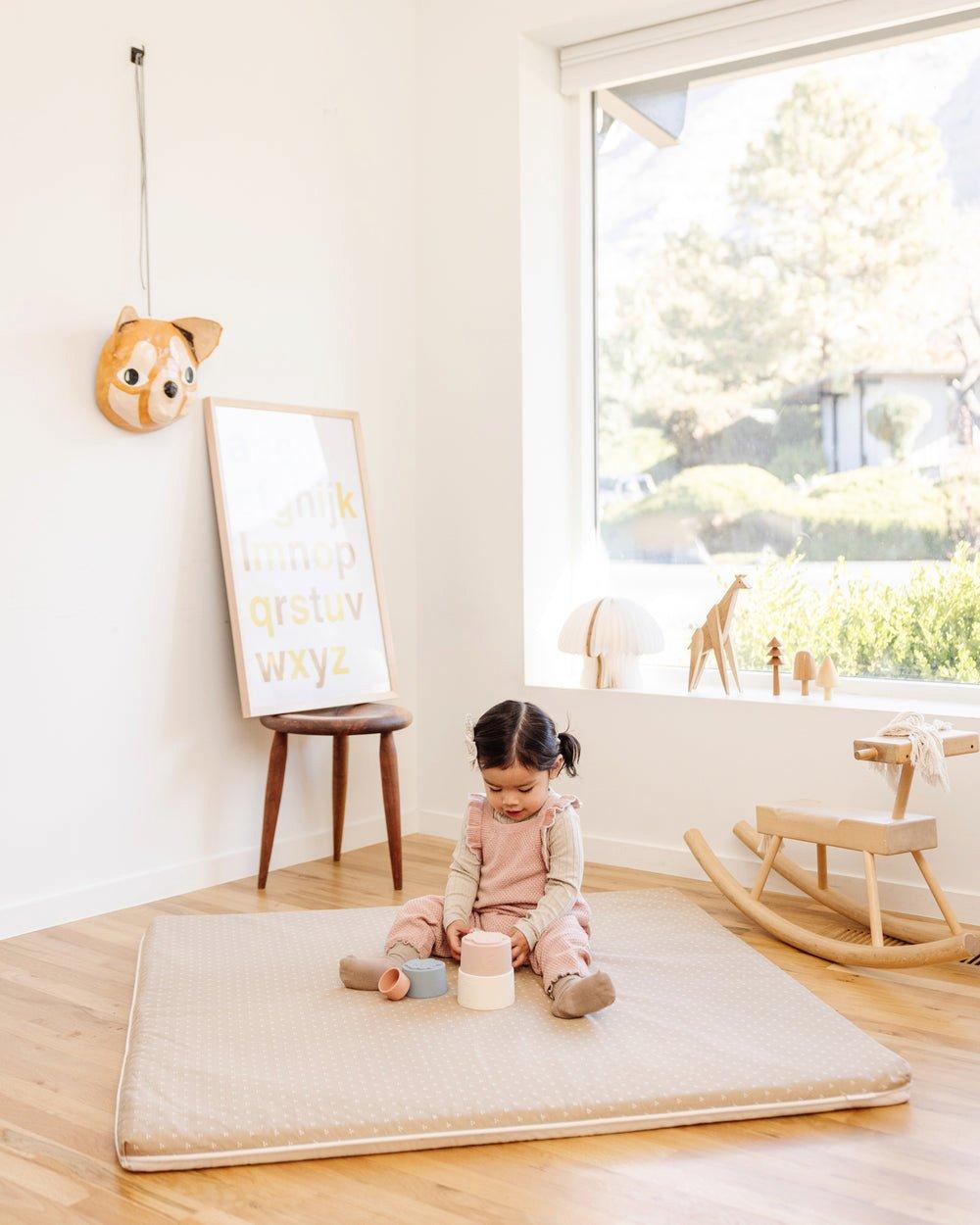 Play Mat in Dreamy/Dots image number 1