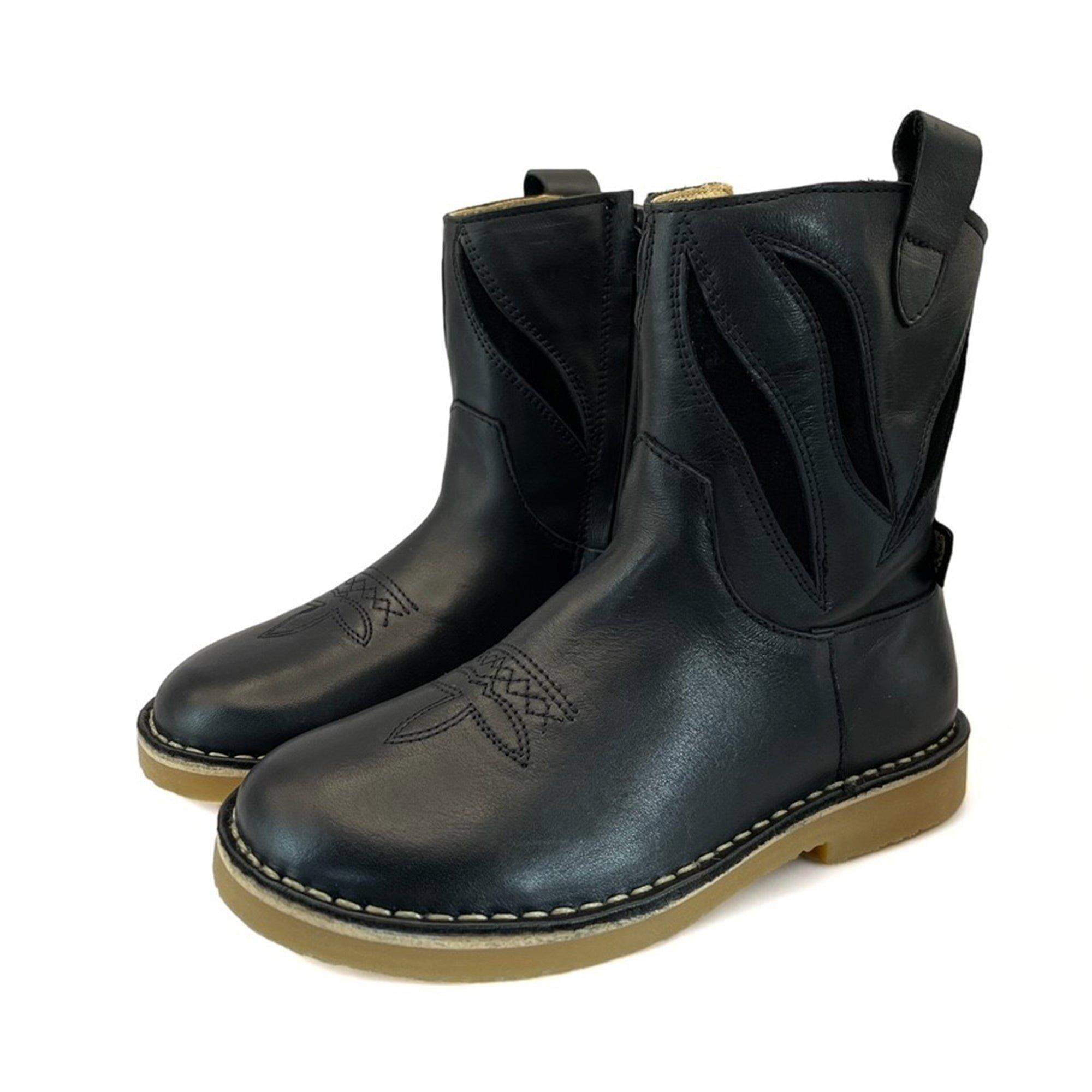 Jessie Cowboy Boot in Black