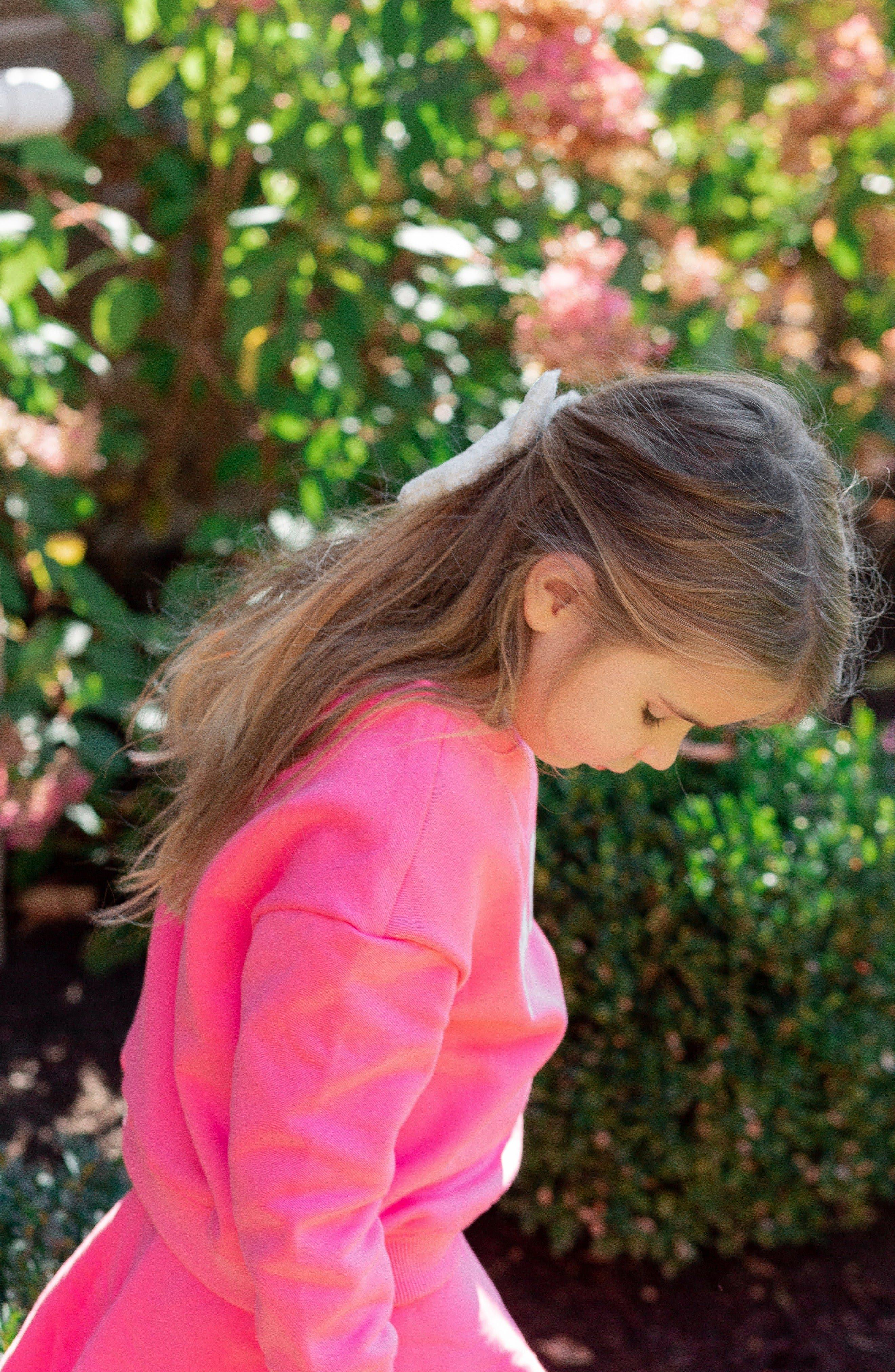 XOXO Sweatshirt image number 2