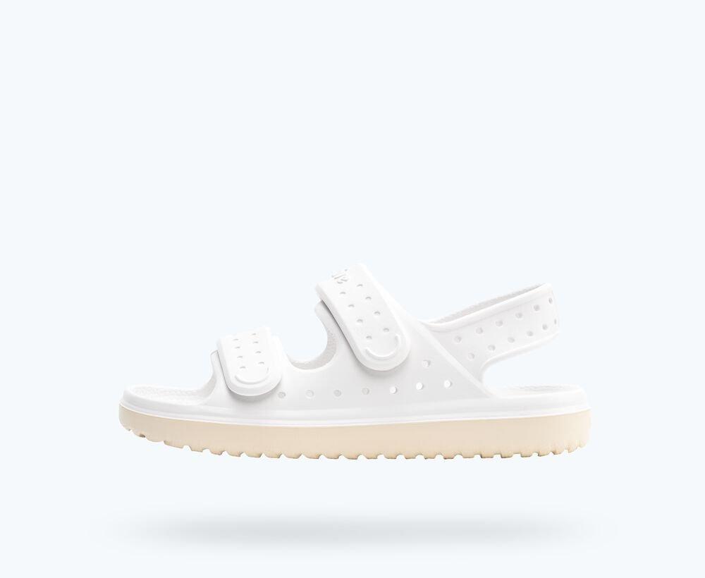 Chase Sandal | White