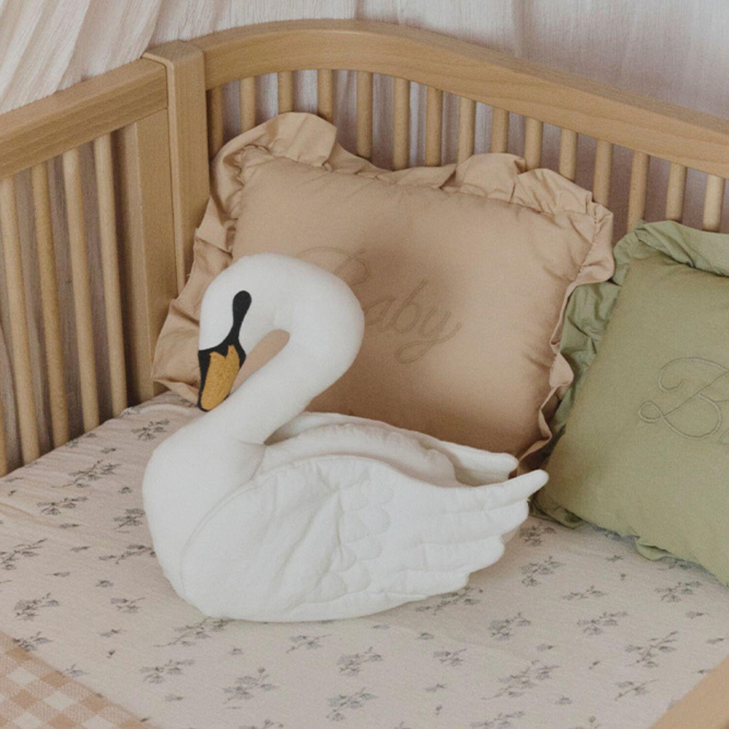 Cushion Swan&nbsp;