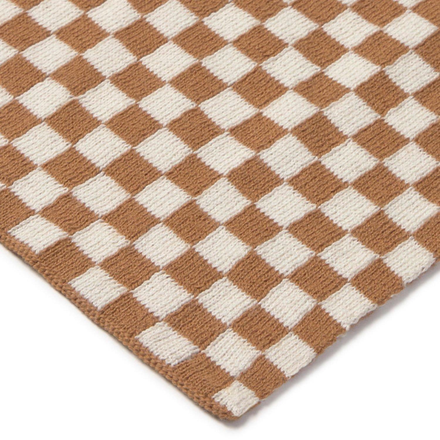 Knitted Blanket Tiles Toffee image number 3