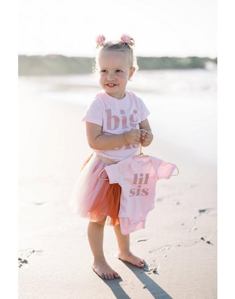 Lil Sis Short Sleeve Bodysuit