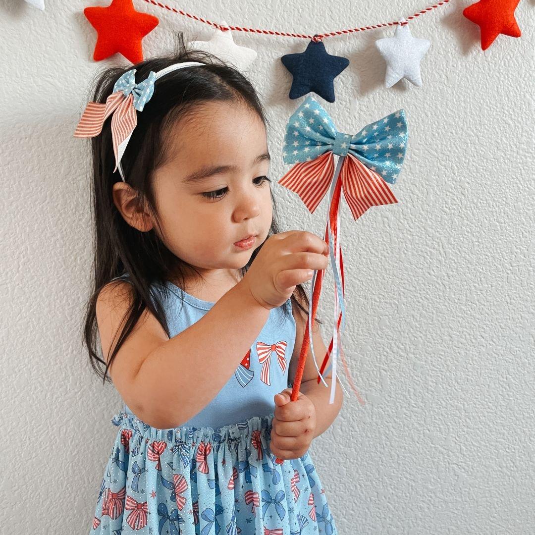 Patriotic Cutie Bow Headband image number 1