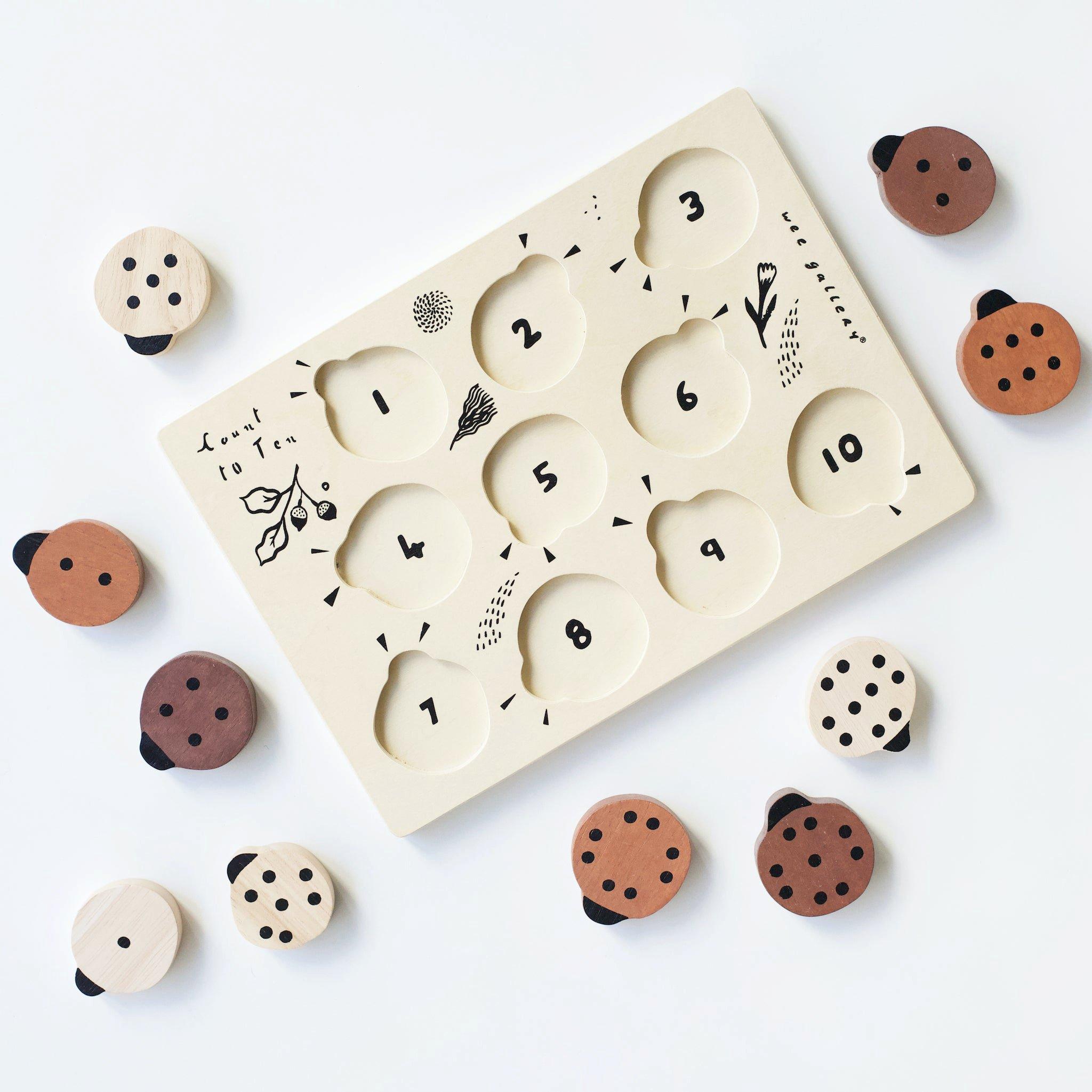 Wooden Tray Puzzle - Count to 10 Ladybugs image number 4