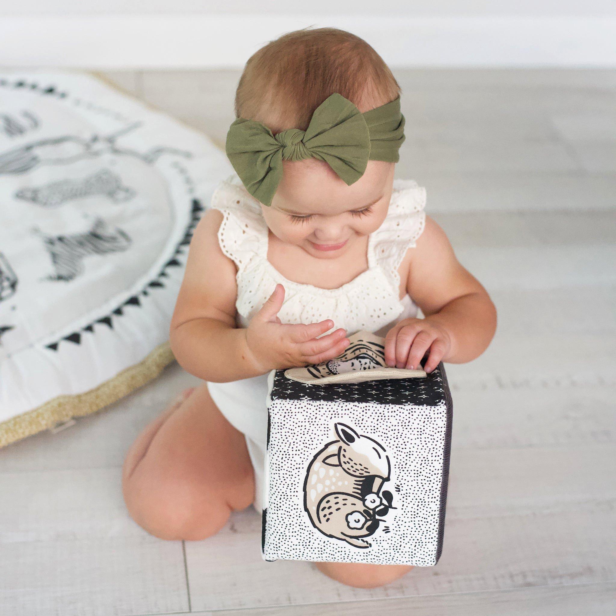 Sensory Bundle for Baby - Snuggles image number 4