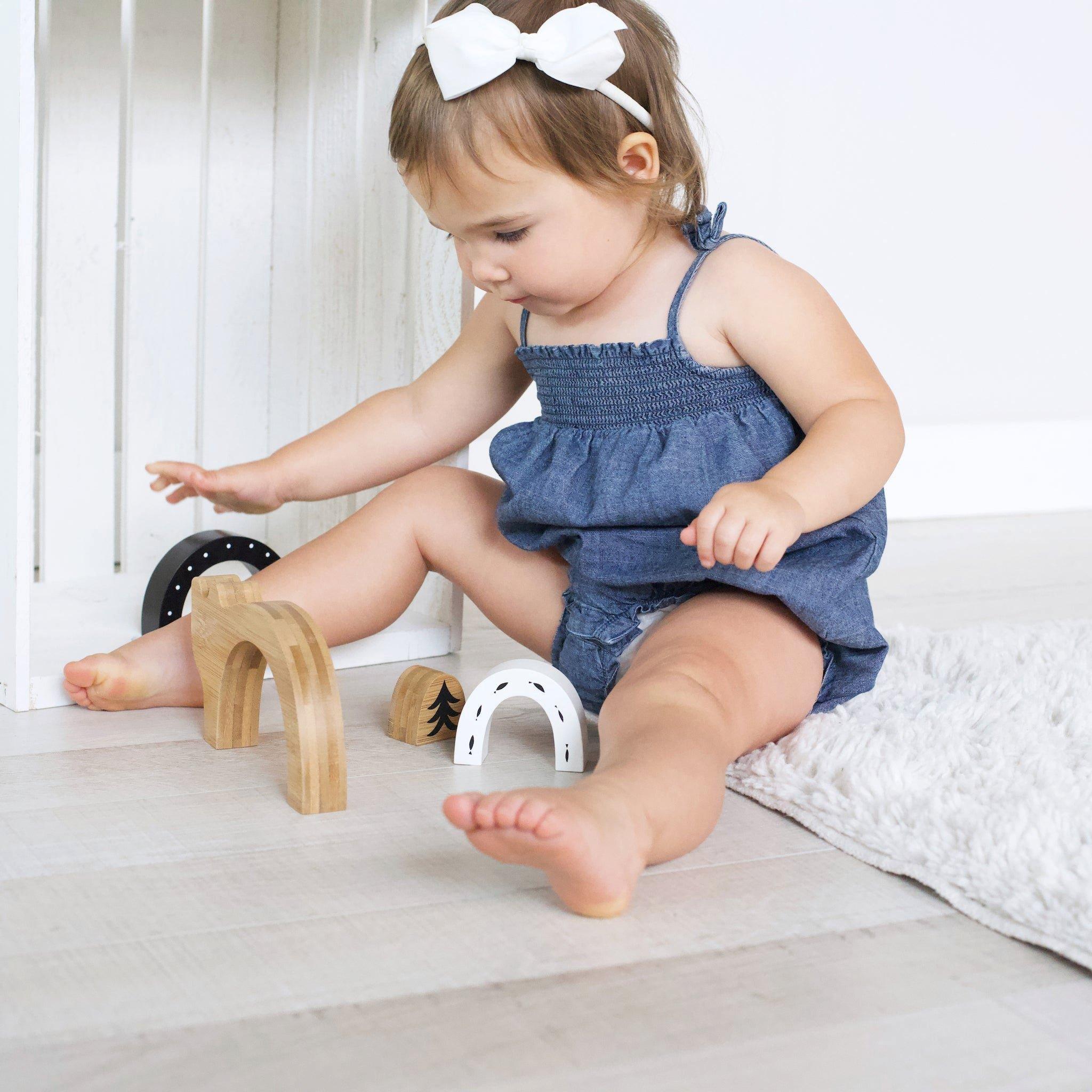 Bamboo Nesting Bear image number 3