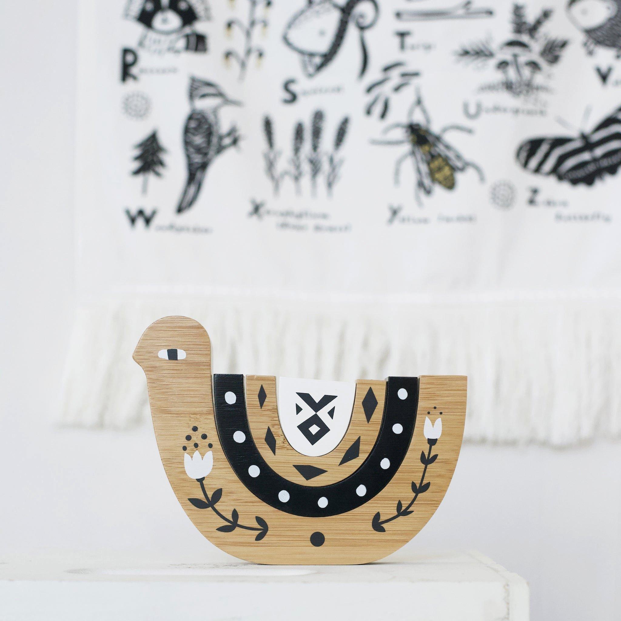 Bamboo Nesting Bird image number 3