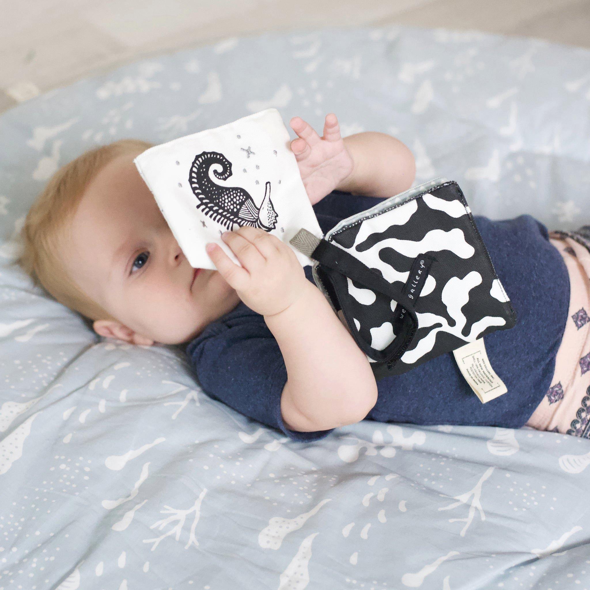 Crinkle Pages Stroller Toy - Ocean image number 3